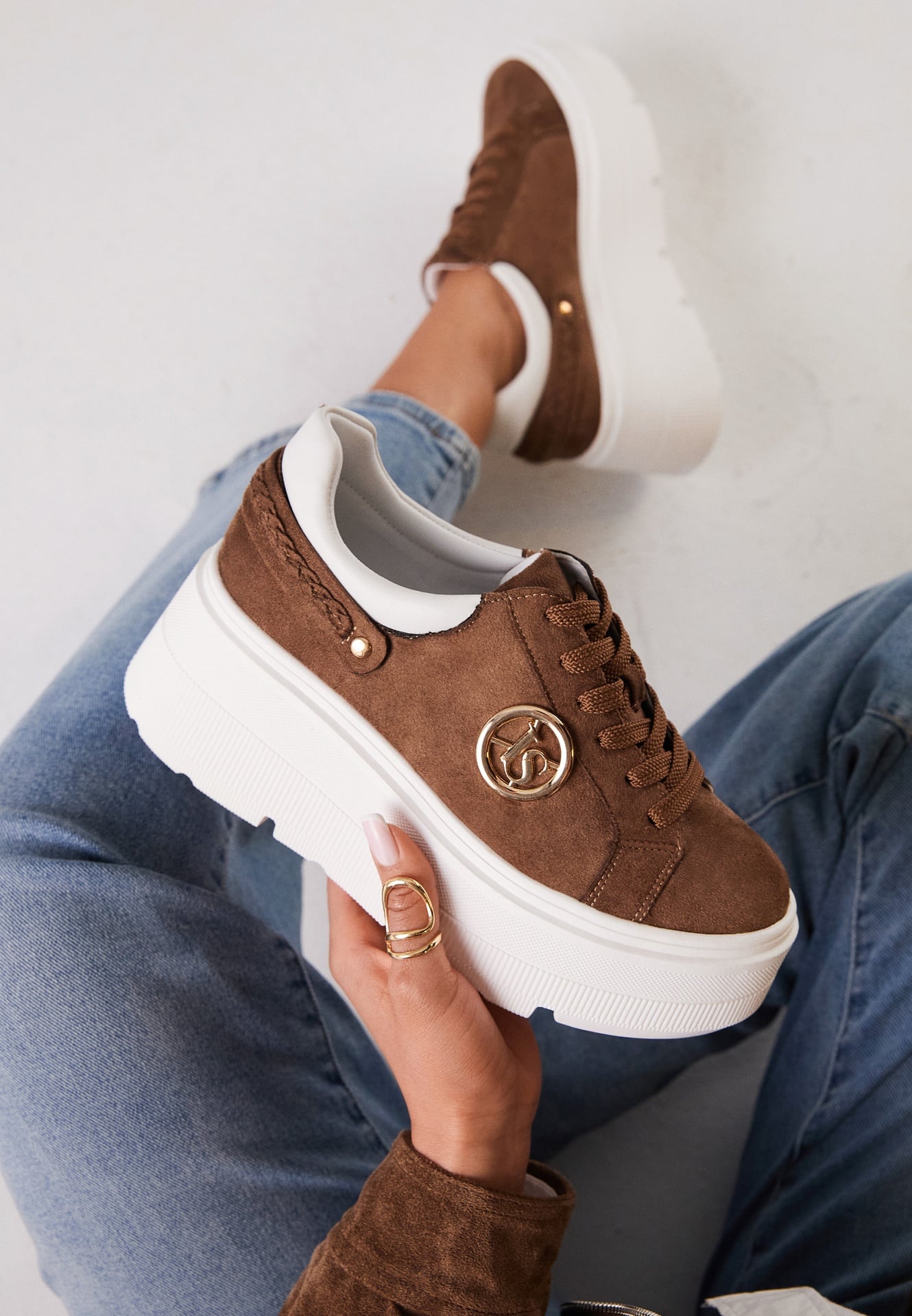 Adidași Maro deschis Vices pe Platformă Decorați cu Aplicație Metalică Tatellia