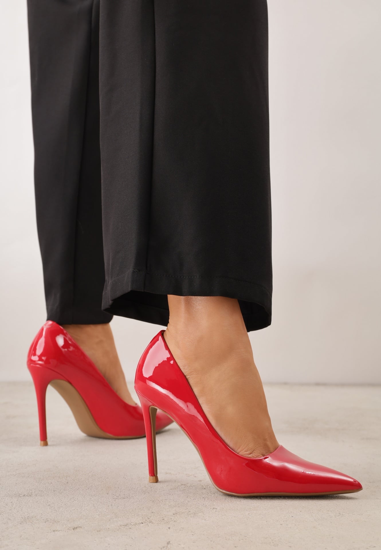 Pantofi stiletto Nipsey Roșii