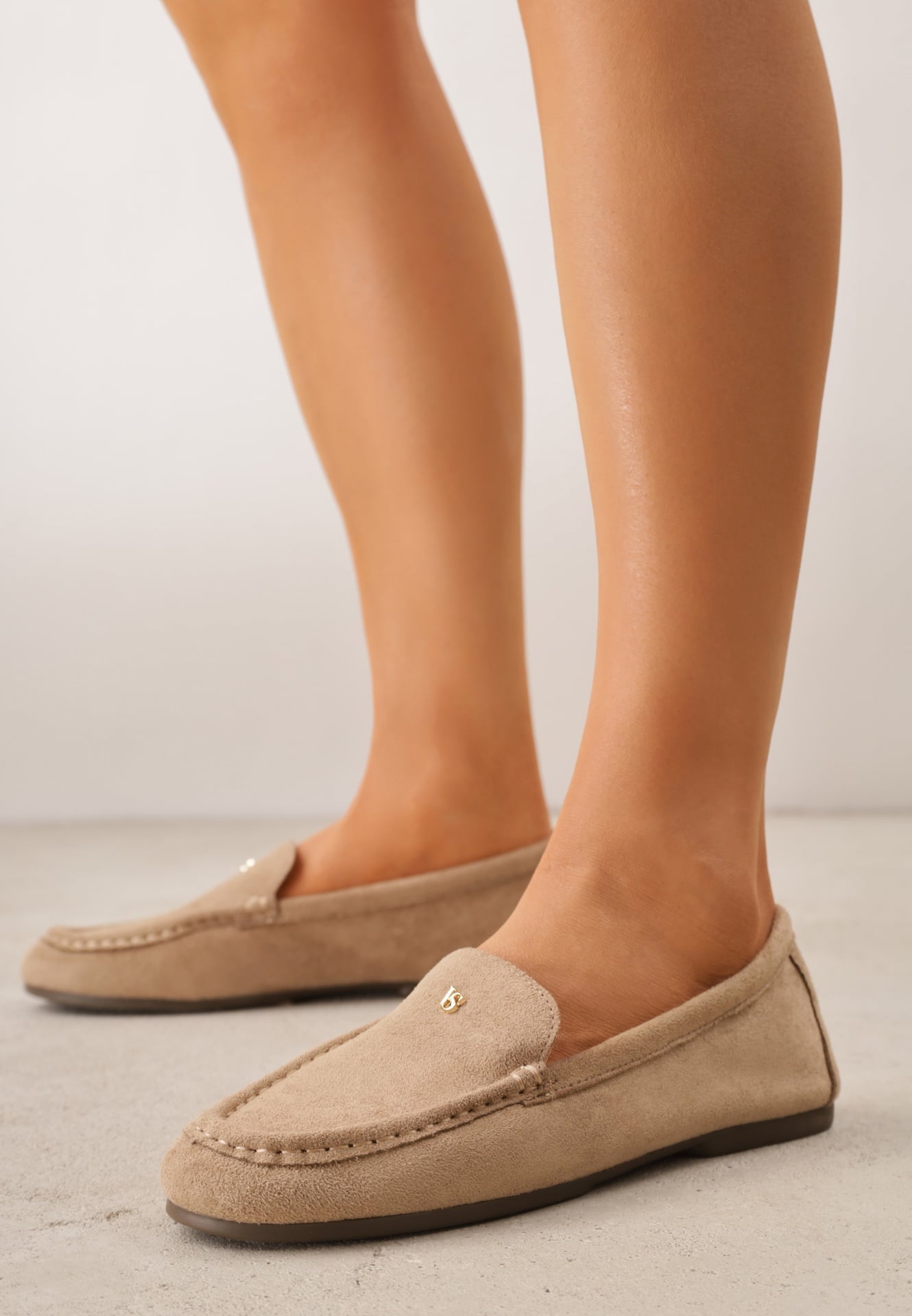 Mocasini Bej VICES cu Branț din Piele Naturală și Element Metalic Alcimene