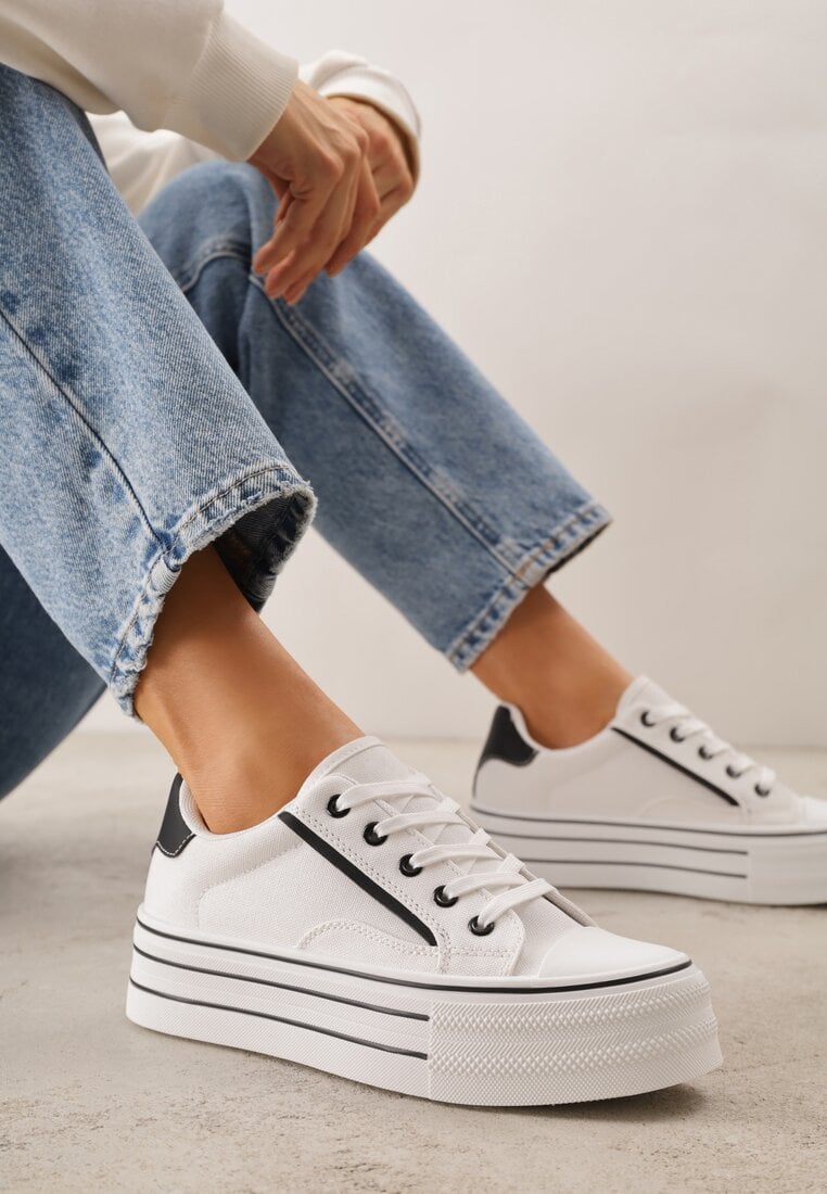 Tenisi Alb-Negru cu un Stil Clasic pe Platformă Opheme