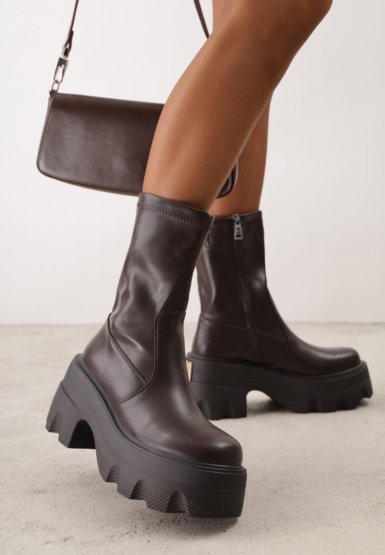 Botine VICES cu toc gros și platformă, în stil grunge Benelia Maro